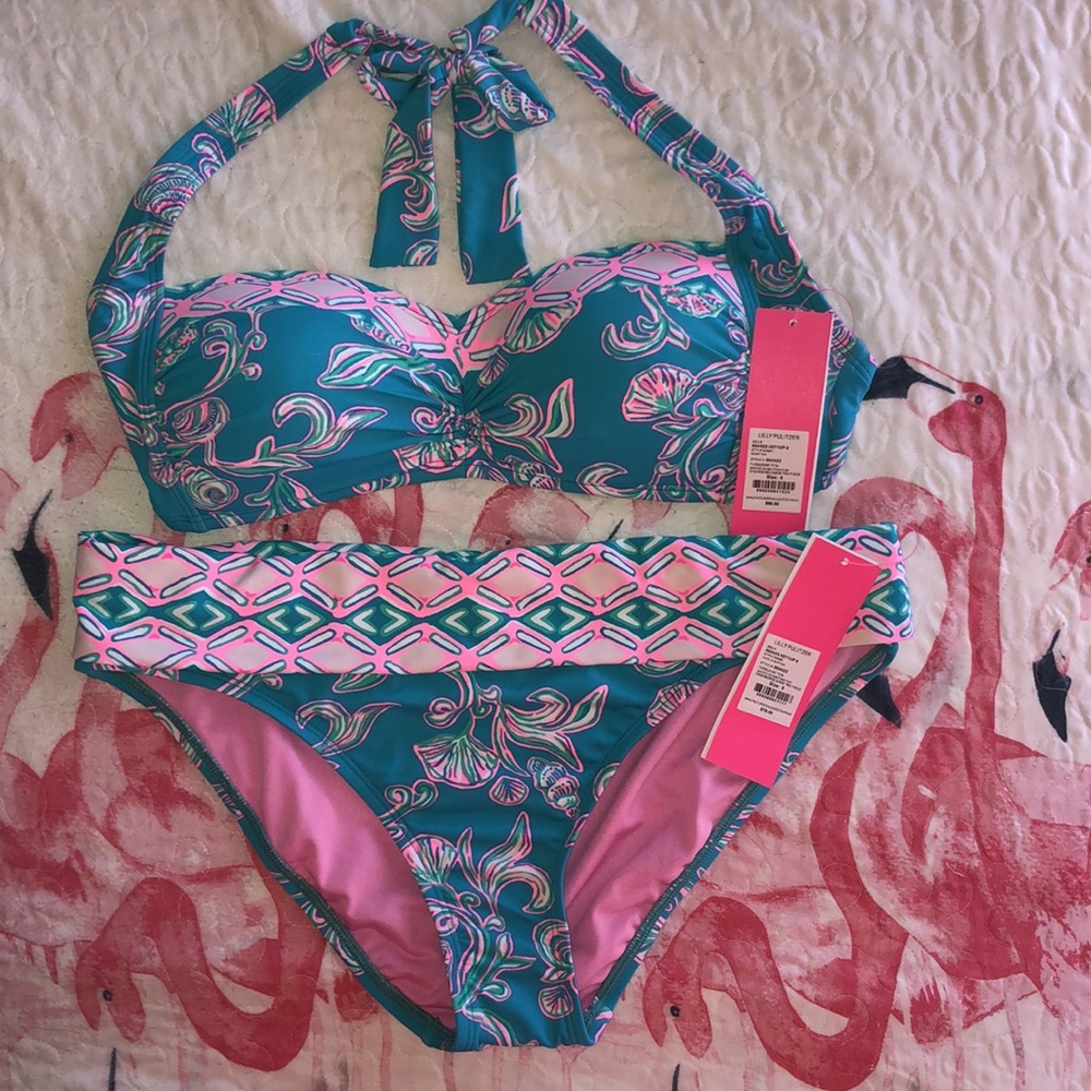 Lilly Pulitzer- soo pretty two piece swimsuit💖💦